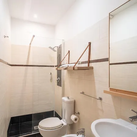 Hotel Centrale מלון סירקוזה
