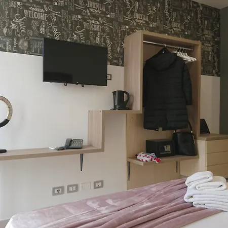 Hotel Centrale Отель 4*